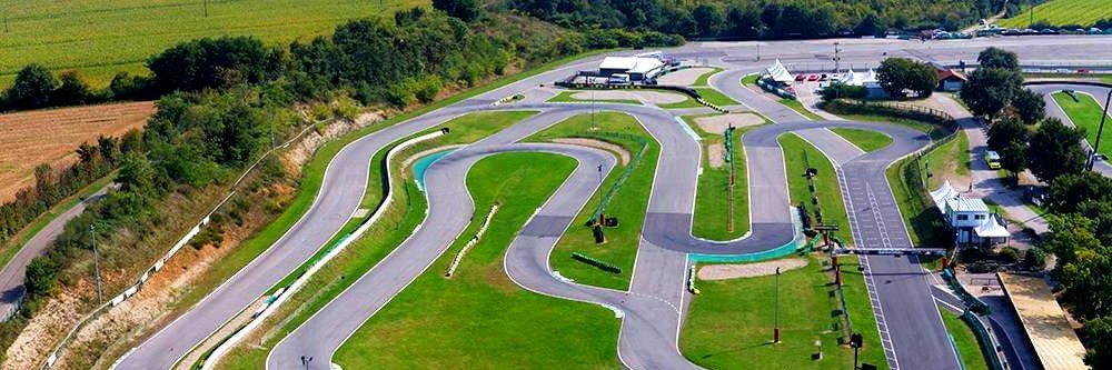 vue de face du circuit saint laurent de mure a lyon