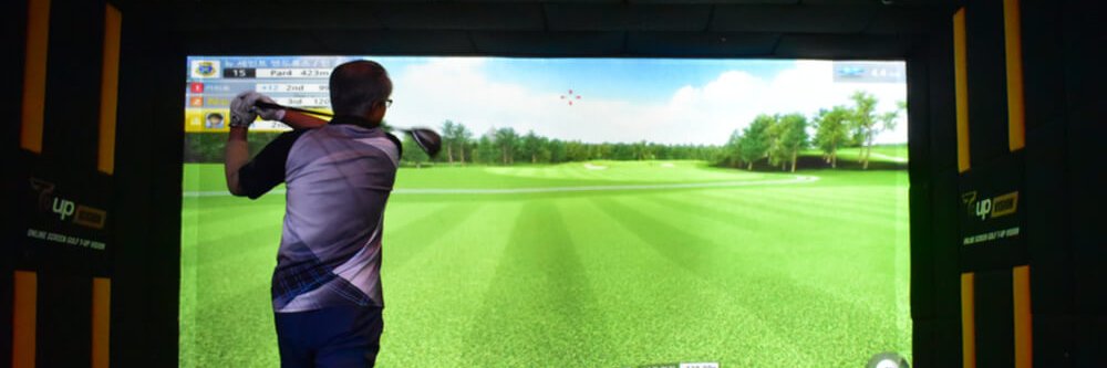 entrainement swing simulateur golf indoor lyon