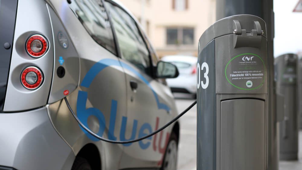 nouveaux modes transports propres voiture lectrique autopartage zfe lyon