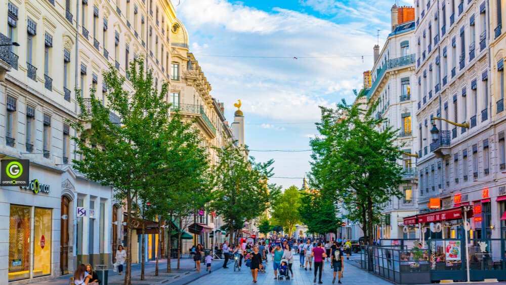 rue pietonne de la republique lyon