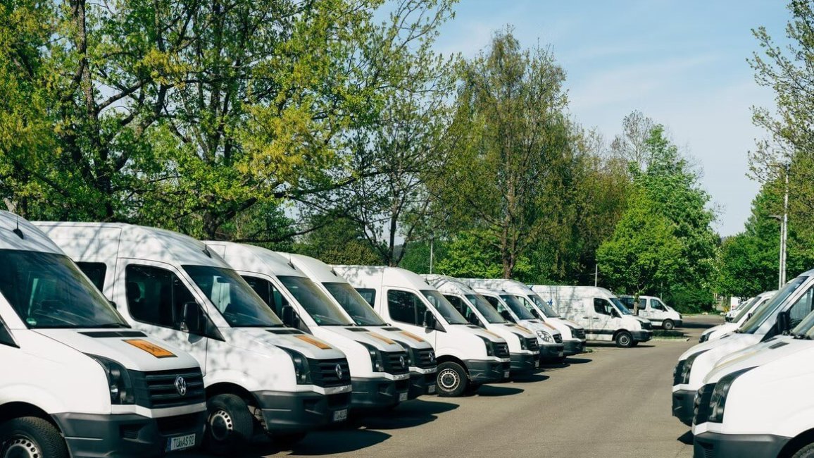 parc de vehicules utilitaires une agence de location a lyon