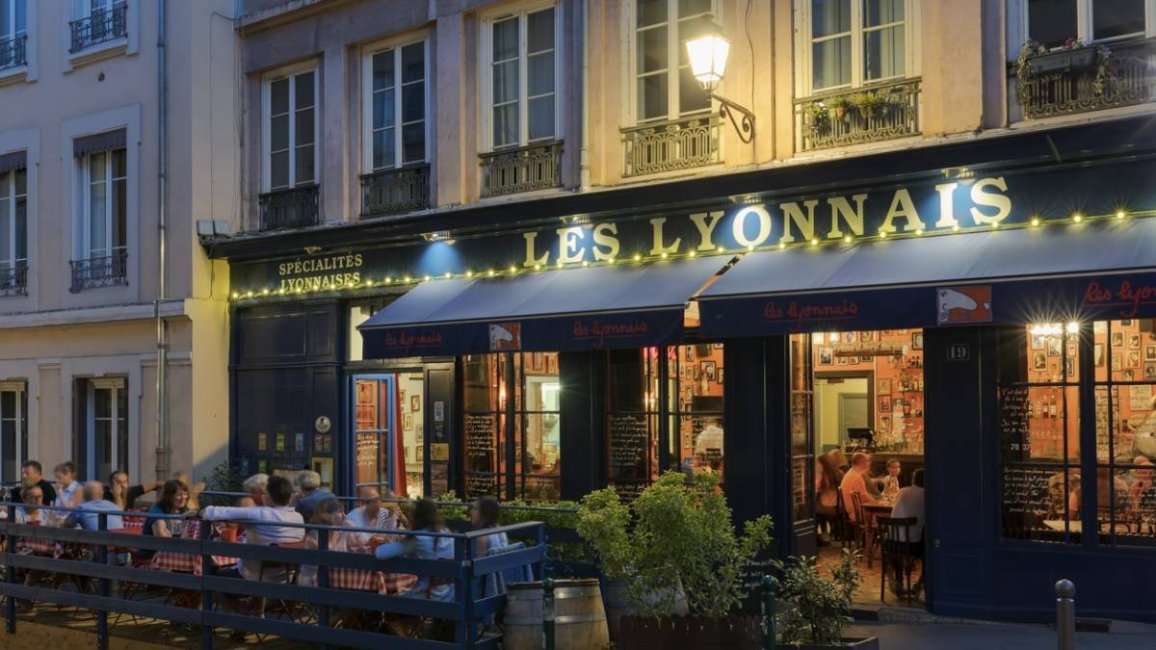 Ouvrir un bar à Lyon - Formation à l’hygiène, réglementation et démarches