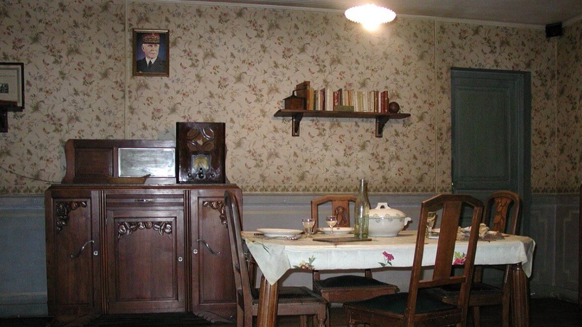 reconstitution un appartement lyonnais durant la guerre au centre de laresistance et de la deportation de lyon