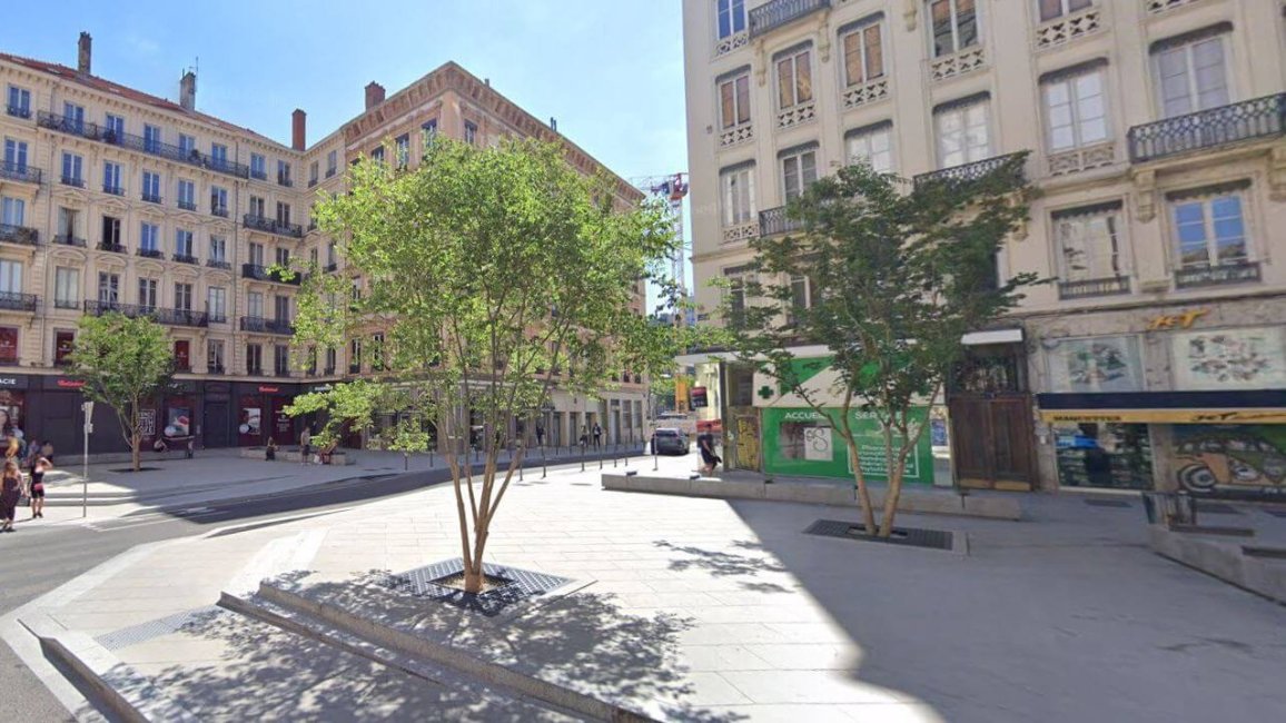 vue ensemble place saint nizier lyon