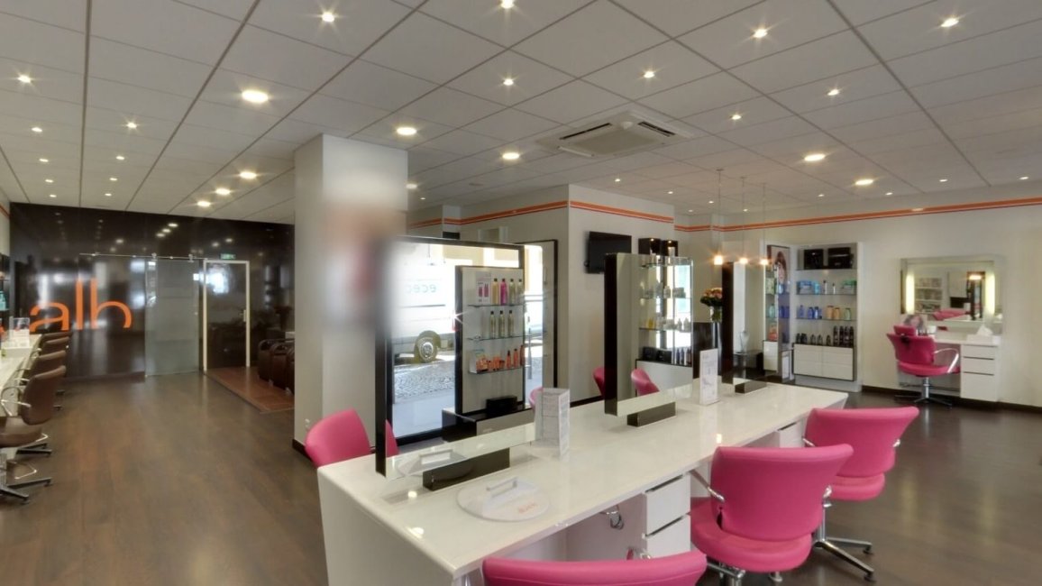 interieur salon coiffure camille albane bellecour sur lapresqu ile a lyon 8