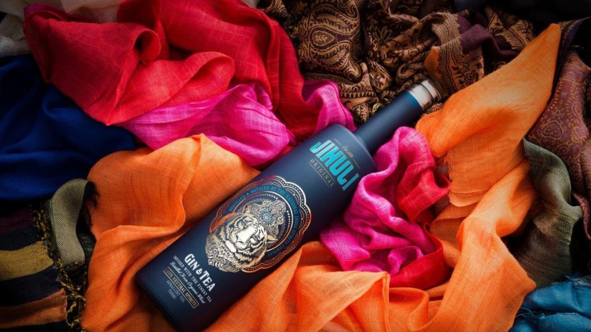 luxueuses bouteilles verres personalisees spiritueux vetroelite
