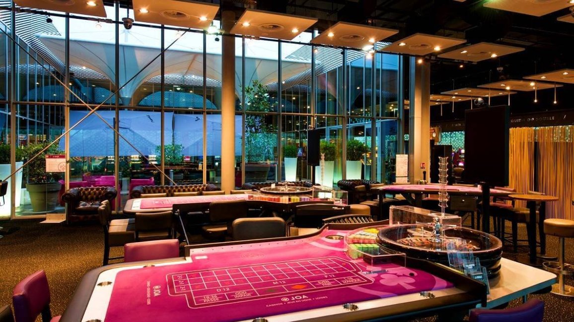 les tables de roulette du casino joa de montrond a lyon