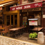 terrasse devanture bouchon lyonnais la mere jean