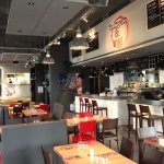 salle burger and wine lyon confluence
