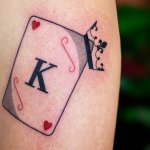 tatouage carte au bras realise au salon lepetiroi tattoo a lyon