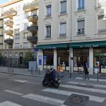 devanture cafe pmu le titis bar a villeurbanne