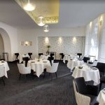 salle tables dressees restaurant etoile le gourmet de seze lyon