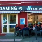 devanture terasse bar gaming arcaneum villeurbanne