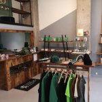 vue ensemble interieur de la boutique histoire de graines a lyon