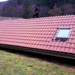 pose de nouvelle toiture en tuiles par sas entreprises bolley a lyon