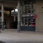 devanture librairie decitre saint priest