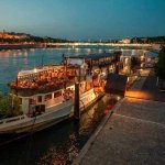 ayers rock boat peniche discotheque flottante lyon