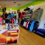 entree du magasin espace tennis a lyon