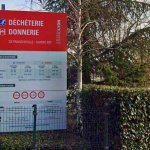 panneau a l entree de la decheterie donnerie de francheville sainte foy a lyon