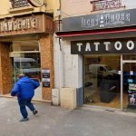 devanture du salon lighthouse tattoo a lyon