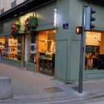devanture du salon barbier coiffeur la fabrique a lyon