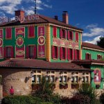 vue ensemble restaurant auberge etoile paul bocuse