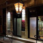 devanture de la boutique la lanterne love shop a lyon