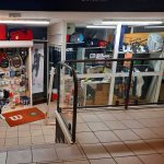 le showroom du magasin pro shop laurent cuenot a lyon