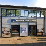 devanture et entree du magasin de literie mieux dormir de craponne en region lyonnaise