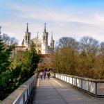 passerelle parc des hauteurs vue cathedrale notre dame fourviere