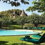 piscine exterieur hotel chateau de bagnols