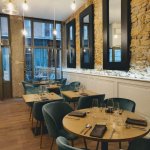 salle pierre apparente restaurant arvine lyon
