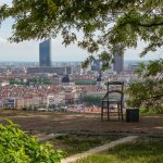 vue sur lyon et tours quartier part dieu depuis jardin des curiosites