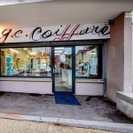 devanture du salon gc coiffure et barbier a lyon