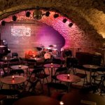salle cave voutee pierre apparente bar a jazz la clef de voute lyon