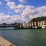 vue ensemble sur le pont schuman a lyon