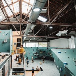 salle de grimpe mroc lyon la part dieux sur deux niveaux