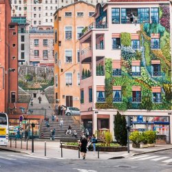 mur peint des canuts lyon croix rousse