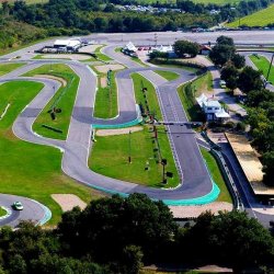 vue de face du circuit saint laurent de mure a lyon