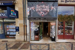 devanture du salon sixtynine gentlemen barber tatoueur a lyon