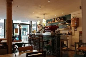 salle comptoir dust cafe lyon