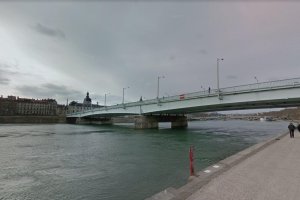 vue ensemble pont de la guillotiere lyon