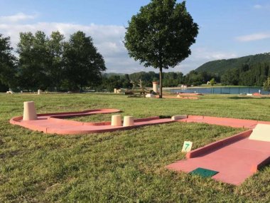 mini golf wam park lyon condrieu trou 7