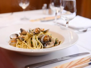 pates palourdes restaurant italien tartufo lyon