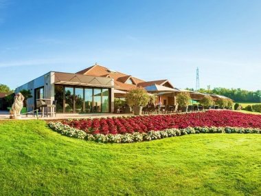 club house restaurant golf club lyon salvagny