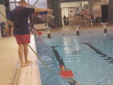 cours natation piscine publique hiver benjamin delessert lyon 7
