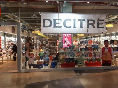 librairie decitre centre commercial lyon confluence