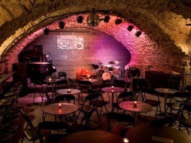 salle cave voutee pierre apparente bar a jazz la clef de voute lyon