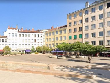 vue ensemble place des tapis lyon
