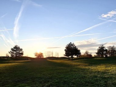 coucher soleil parcours bluegreen golf lyon chassieu